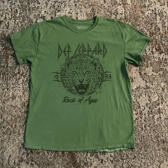 Vintage Tee - Picture 1 of 3